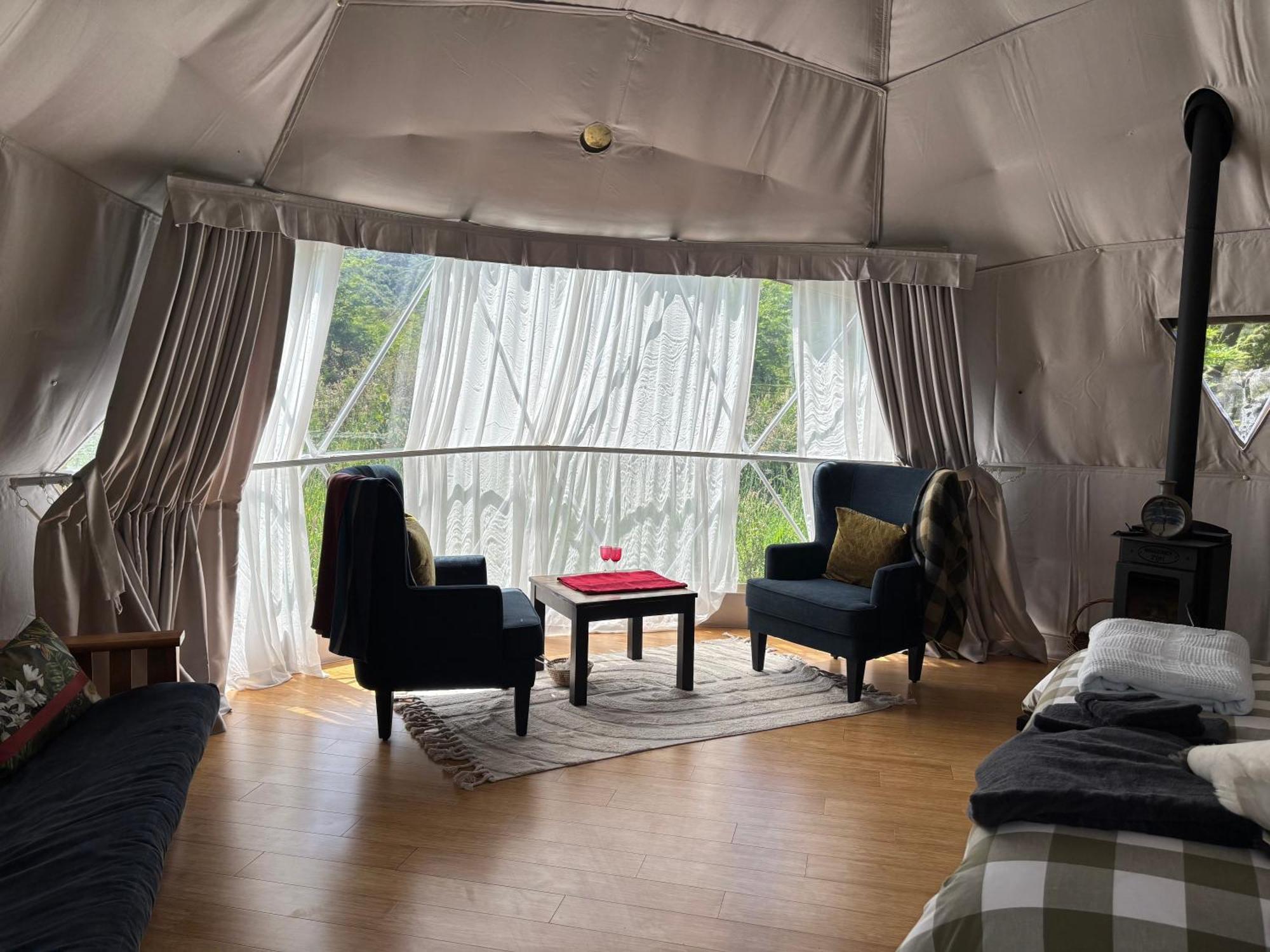 Takahuri Glamping Domes 왕거누이 외부 사진